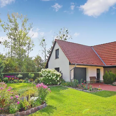 Waren Mueritz Holiday home *